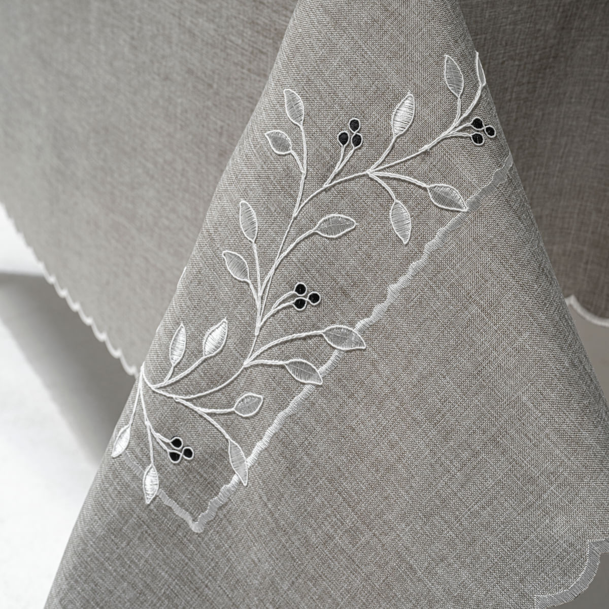 Toalha de Mesa Aurora Cinza 002